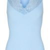 TIM u0026 SIMONSEN Tim & Simonsen Top - Belen V-Lace - Light Blue (Vendbar) T-Shirts & Toppe